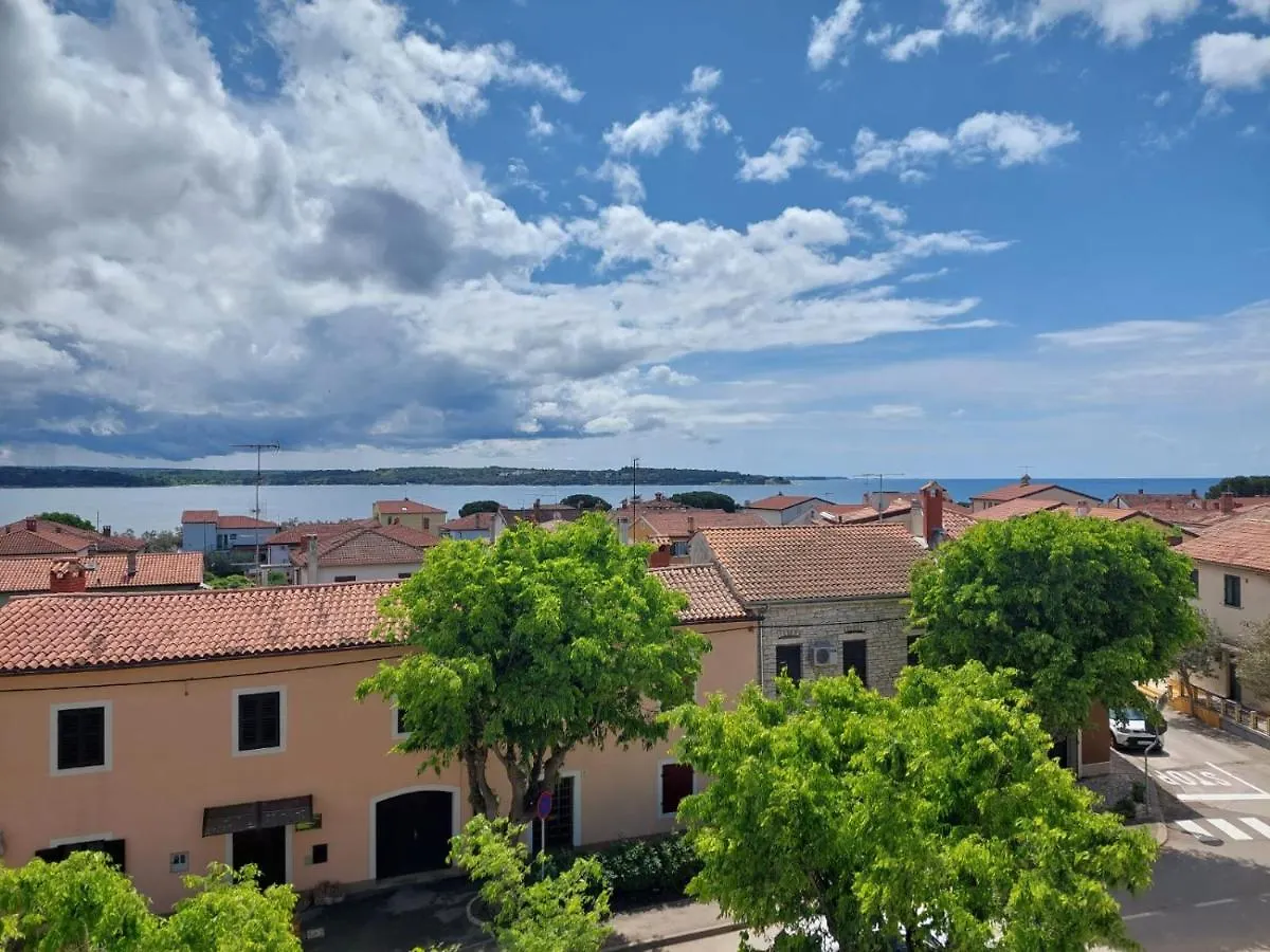 Apartment Mary Novigrad  Croatia