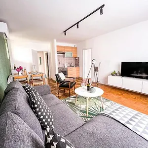 Valerian Apartmán
