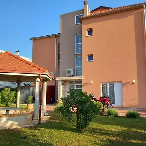 Guest house Grgic, Novigrad (Istria)